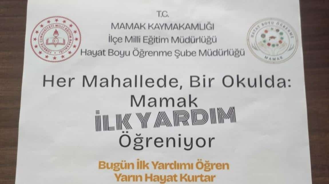 Her Mahallede Bir Okulda Mamak ilk Yardım Öğreniyor
